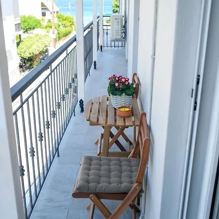 Elmar Homeliving Apartament *